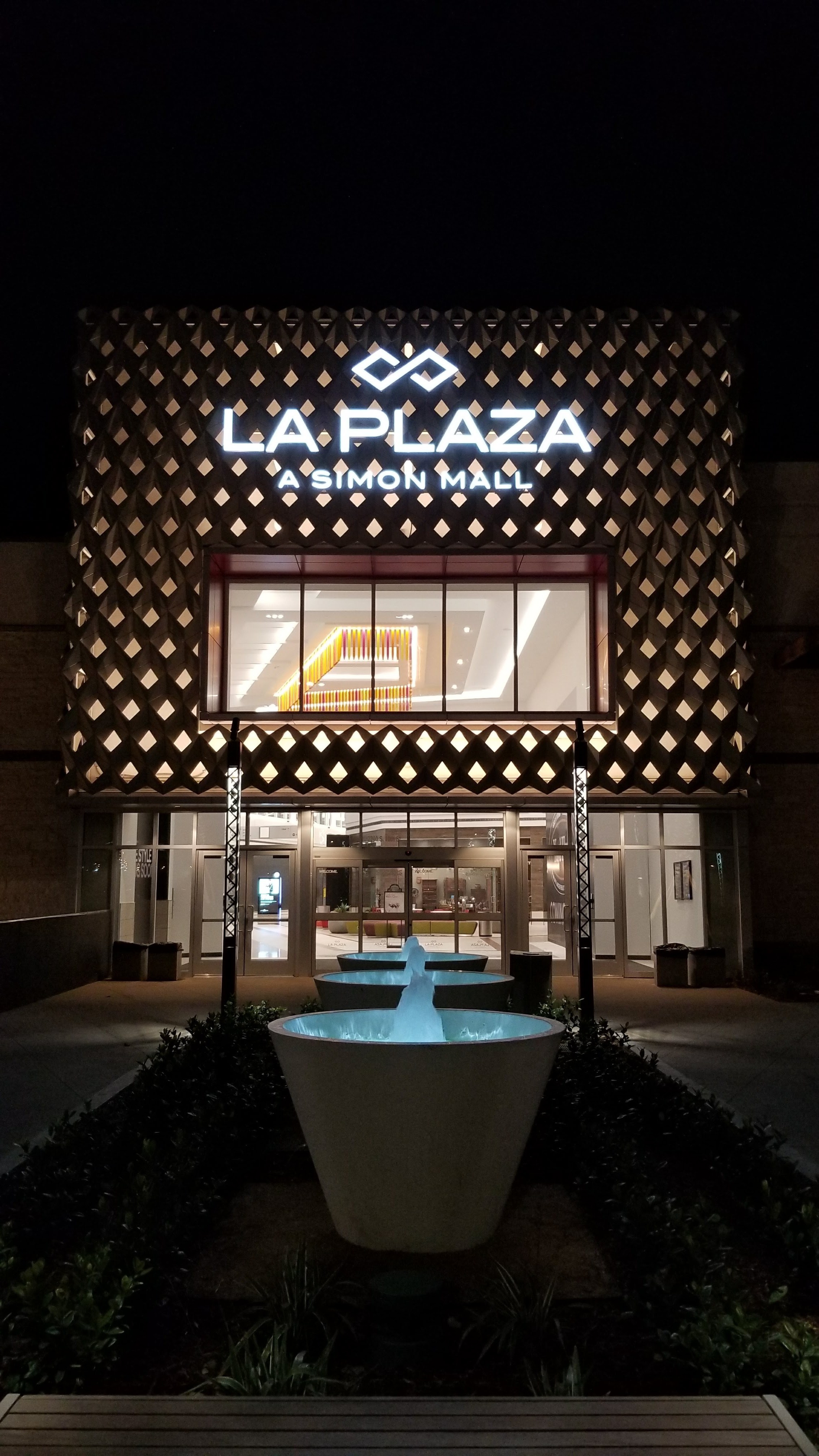 La Plaza Oct18 4