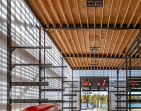 Bifold Doors Boost Virginia Boathouse Efficiency