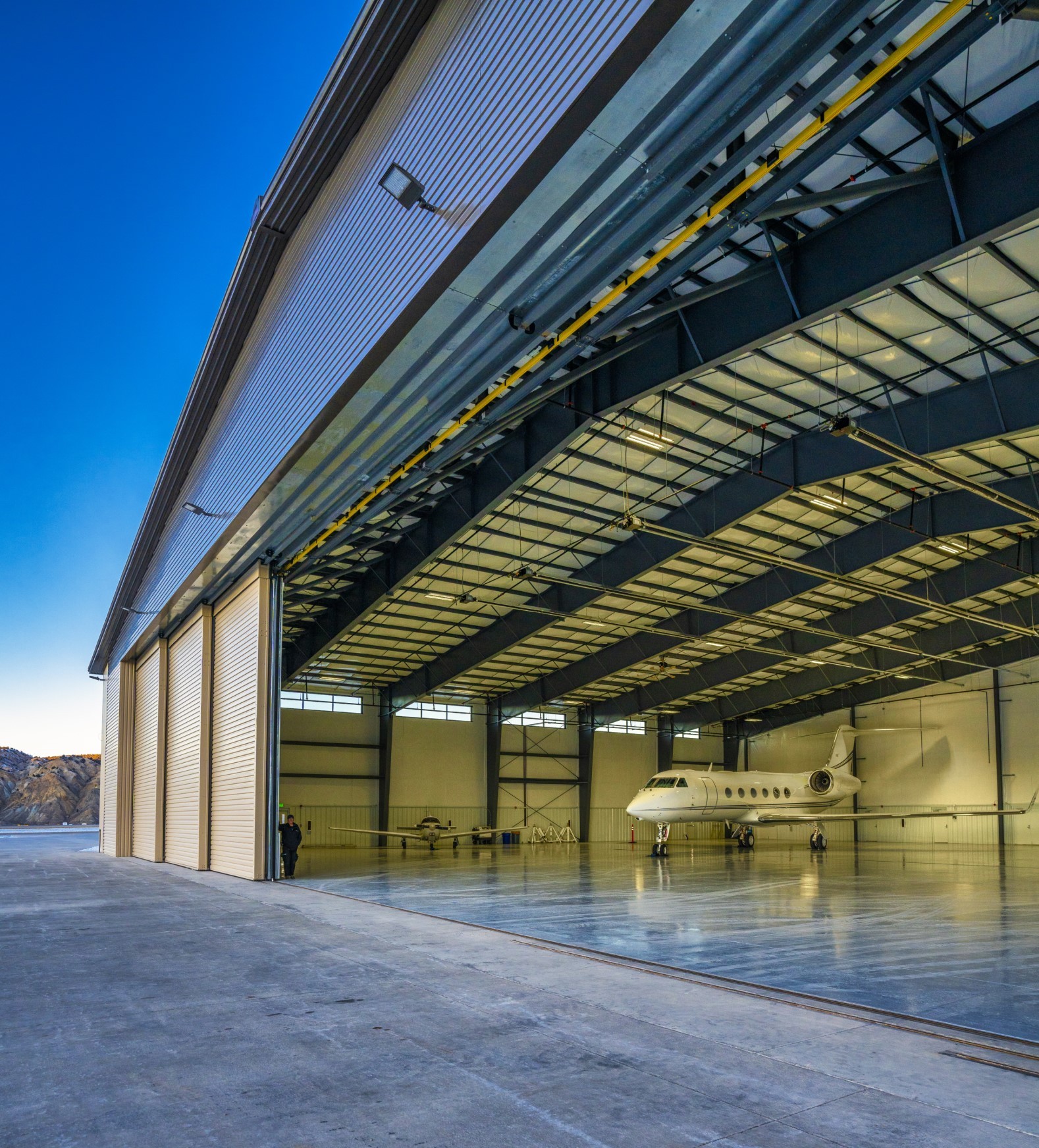 Vail Valley Jet Center, Gypsum, Colo. Metal Architecture