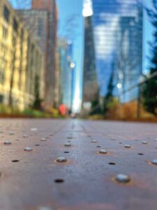 Corten steel decking coupled with bronze handrails serve as guides to pedestrians.